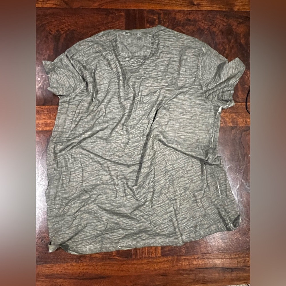 John Varvatos Sage Peace Symbol Tee trendy cool rebel but not trying too hard - Picture 3 of 3